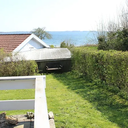 בית נופש Tekla - 70m To The Fjord By Interhome