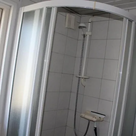 בית נופש Tekla - 70m To The Fjord By Interhome