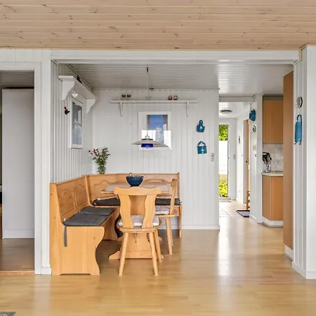 Tekla - 70m To The Fjord By Interhome * Gråsten