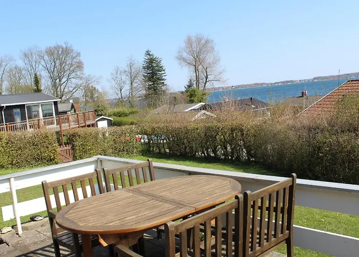 Tekla - 70m To The Fjord By Interhome *