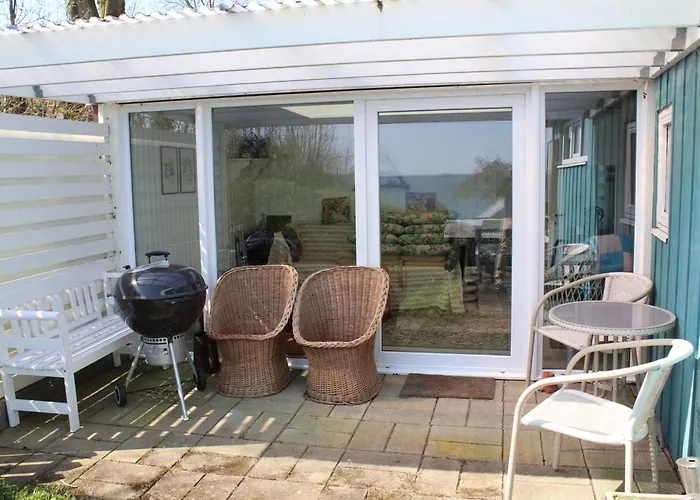 Tekla - 70m To The Fjord By Interhome Gråsten