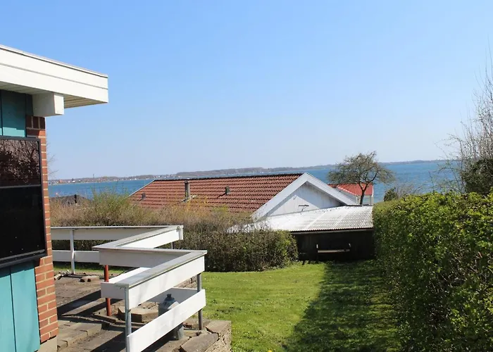 Tekla - 70m To The Fjord By Interhome *